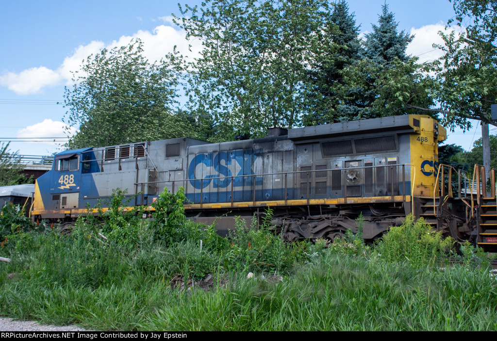 CSX 488 is third out on the day's M427
